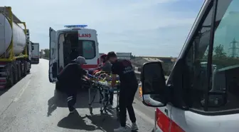 Gebze'de Otomobil Bariyere Çarptı: 4 Yaralı