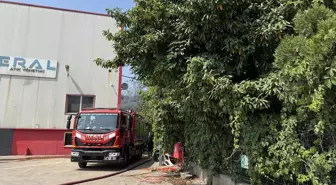 Başiskele'de Fabrikada Yangın Kontrol Altına Alındı