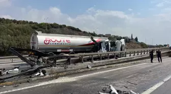 Kocaeli'de Tanker Kaza Yaptı, Ulaşımda Aksamalar Yaşandı