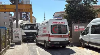 İnşaatta Koluna Taş Düşen İşçi Hastaneye Kaldırıldı