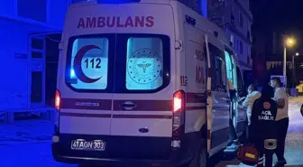 Darıca'da Merdivenlerden Düşen Adam Hastaneye Kaldırıldı