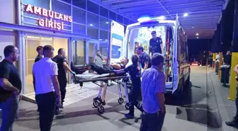 Kocaeli'de Motosikletli Yunus Timine Otomobil Çarptı: 2 Polis Yaralı