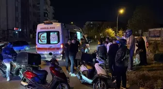 Kocaeli'de Otomobil ve Motosiklet Çarpıştı: 2 Yaralı