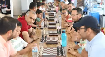 Kocasinan'da Baba-Oğul Satranç Turnuvası Düzenlendi