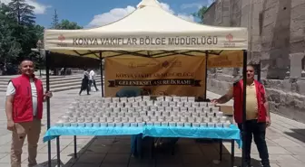 Konya, Aksaray ve Karaman'da Aşure Dağıtımı Yapıldı
