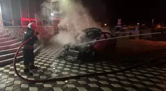 Kulu'da Park Halindeki Otomobilde Yangın Çıktı
