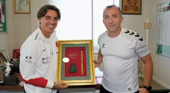Recep Uçar, A Milli Takım'ı TÜMOSAN Konyaspor Tesisleri'nde Ağırladı