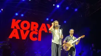 Bozüyük'te Kurtuluş Coşkusu: Koray Avcı Konser Verdi