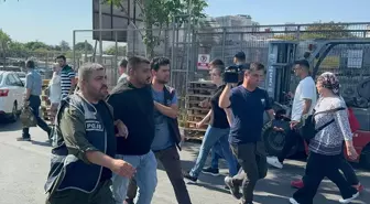 Küçükçekmece'de Silahlı Kavga: 2 Yaralı, 4 Gözaltı
