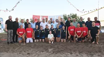 30 Ağustos Zafer Kupası Plaj Voleybolu Turnuvası Başladı