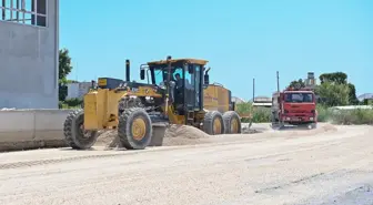 Kumluca'da Yol Bakım ve Asfaltlama Çalışmaları Devam Ediyor