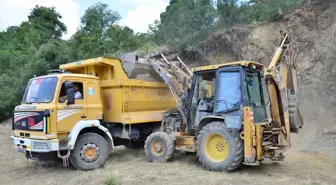 Kumluca Belediyesi'nden Yayla Yollarına Bakım ve Onarım