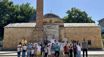 Kırşehir'de Çocuklar Tarihi ve Kültürel Mekanları Geziyor