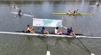 Kürekçiler Meriç Nehri'nde Çevre Bilincine Dikkat Çekti