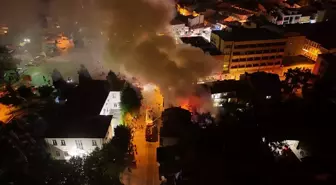 Tavşanlı'da İş Yerinde Yangın Çıktı