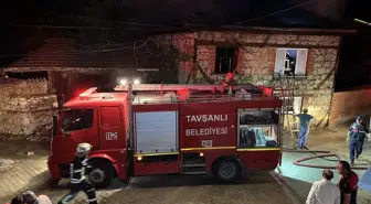 Kütahya'da Yangın: 4 Ev Kullanılamaz Hale Geldi