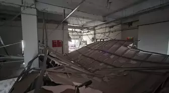 Kütahya'da Lokalin Asma Tavanı Çöktü, İşletmeci Yaralandı