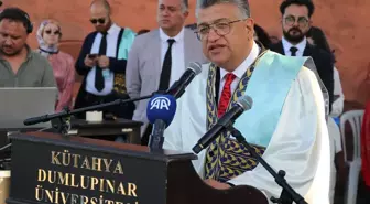 Dumlupınar Üniversitesi 5.035 Öğrenci Mezuniyet Töreni Düzenledi