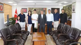 Tam Puan Alan Öğrenciler Kaymakam Karaaslan Tarafından Ağırlanı