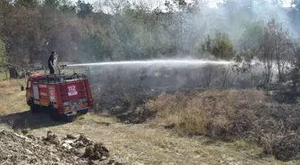 Lüleburgaz'da Otluk Alanda Başlayan Yangın Kontrol Altına Alındı