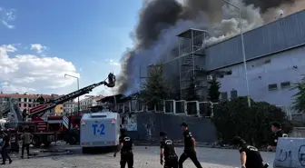 Malatya'da Hırdavat Mağazasında Yangın