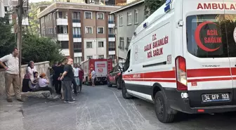 Maltepe'de Kamyonet Kazasında 72 Yaşındaki Kadın Hayatını Kaybetti