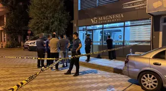 Manisa'da Emlak Ofisinde Silahlı Kavga: 1 Ölü, 3 Yaralı