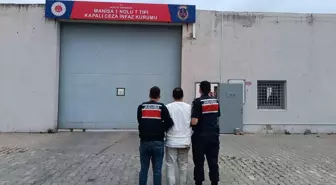 Sahte Kimlikle Yakalanan Firari Hükümlü Cezaevine Teslim Edildi