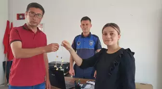 Demirci'de Kaybolan Altınlar Sahiplerine Ulaştırıldı