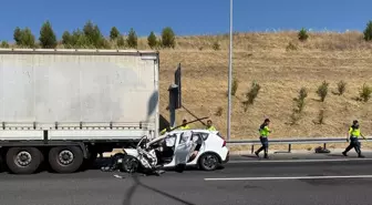 Manisa'da Trafik Kazası: Aynı Aileden 4 Kişi Yaralandı