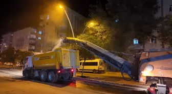 Mardin'de Ravza Caddesi'nde Asfalt Yenileme Çalışmaları Başladı