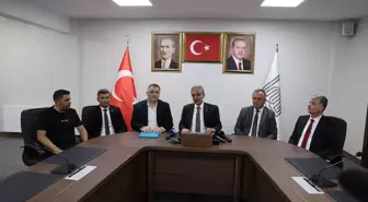 Mardin Büyükşehir Belediyesinde işçi ücretlerinin artırılması için ek protokol yapıldı