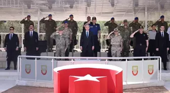 Mardin'de 4. Hudut Alay Komutanlığında Komuta ve Sancak Devir Teslim Töreni yapıldı