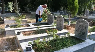 Marmara Depremi'nde kaybettiği eşi ve 3 çocuğunun acısını 26 yıldır yüreğinde taşıyor
