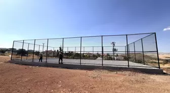 Melikgazi'de Gençler İçin Üç Yeni Futbol Sahası Yapılıyor