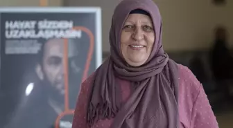 Meme Kanseri Teşhisi Sonrası Sigarayı Bırakan Hatice Yalçın'ın Hikayesi