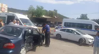 Mersin'de Trafik Kazası: 3 Yaralı