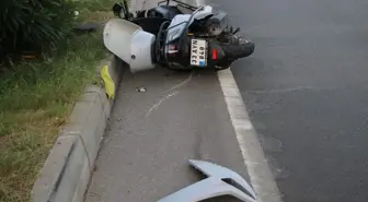 Mersin'de Motosiklet Kazası: Yaya ve Sürücü Yaralı