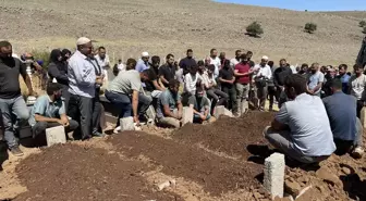 Tarsus'taki Trafik Kazasında Aynı Aileden 5 Kişi Hayatını Kaybetti
