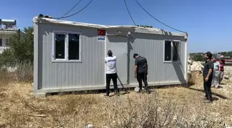 Mersin Silifke'de Yangın Sonrası Yaşam Konteynerleri Kuruluyor