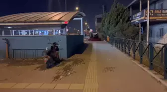 Bursa'da Metro Durağında Bıçaklı Kavga: 3 Yaralı