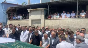 MHP Samsun İl Başkanı Burhan Mucur'un Annesi Toprağa Verildi