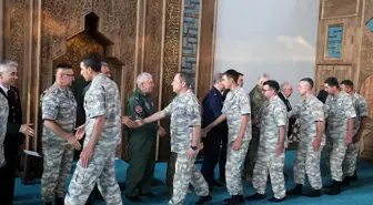 Milli Savunma Bakanı Güler, Kütahya'da Bayram Namazı Kıldı