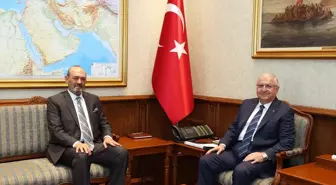 Milli Savunma Bakanı Güler, Lübnan Büyükelçisi Moallem'i Kabul Etti