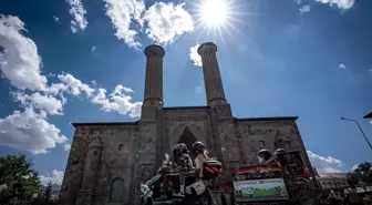 Yusuf ve Tuğçe'nin Motosikletli Türkiye Turu: 17 Ayda 36 Şehir