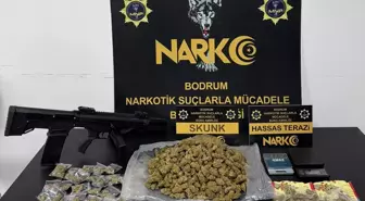Bodrum'da Uyuşturucu Ticareti Yapan 3 Şüpheli Tutuklandı