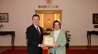 Türkiye'nin İlk Kadın Valisi Lale Aytaman'ın Hayatı Belgesel Oluyor