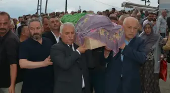 Mülkiye Müfettişi Savaş Konak'ın Annesi Hava Konak Defnedildi