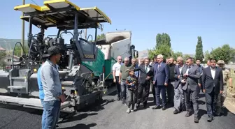 Muş'ta 26 Köy Yoluna Sıcak Asfalt Çalışması Başladı