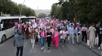 Muş'ta 12. Uluslararası Onkoloji Günleri Yürüyüşü Düzenlendi